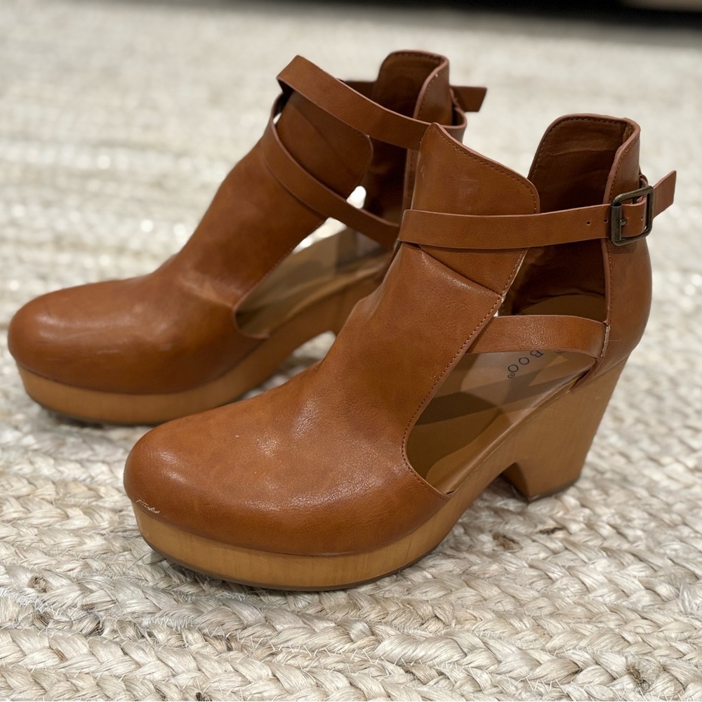 BAMBOO Brown Sandals with Chunky Heel